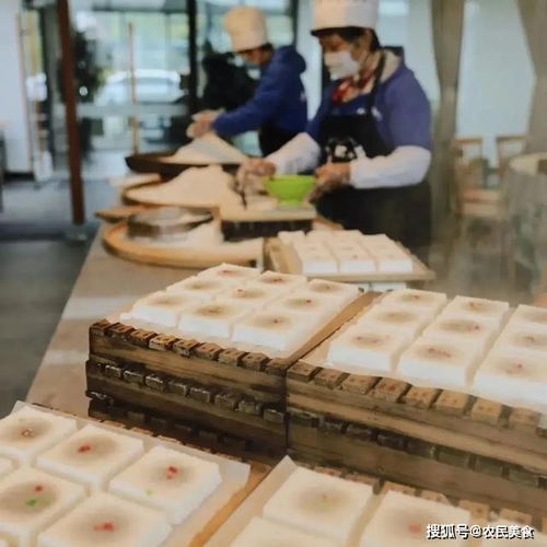 包裝花里胡哨的工廠糕,哪能比得過現做的 閔行的三種傳統糕,你吃過幾種 方糕